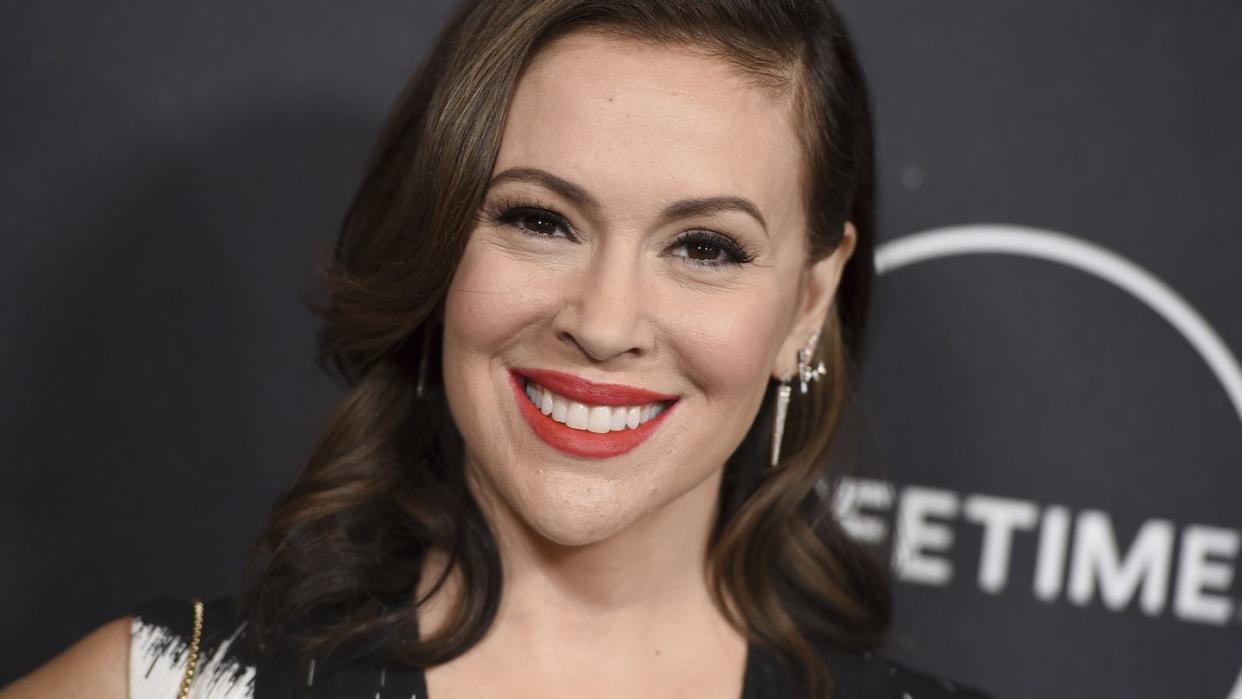 Schauspielerin Alyssa Milano kommt 2018 zur Veranstaltung «Variety's Power of Women». In den vergangenen Monaten hatte die Schauspielerin durch ihre Covid-19-Erkrankung nicht so viel zu lachen.