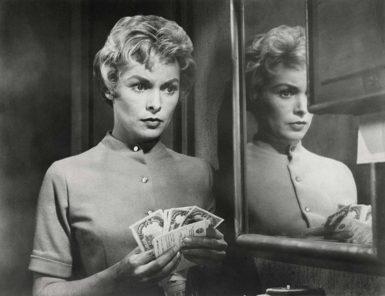 Janet Leigh, on-set of the Film, Psycho, 1960 (Alamy Stock Photo)