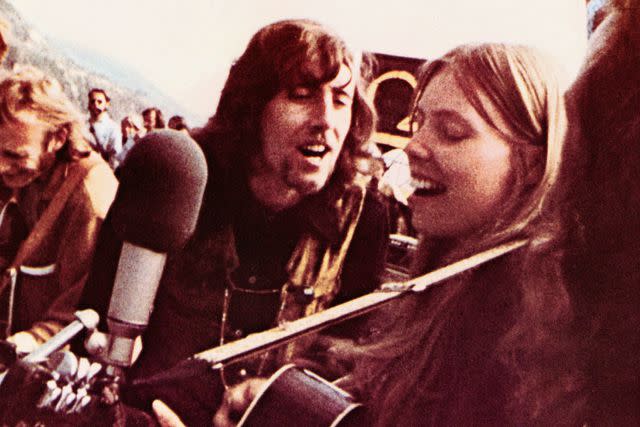 Alamy Stock Photo Joni Mitchell and Graham Nash