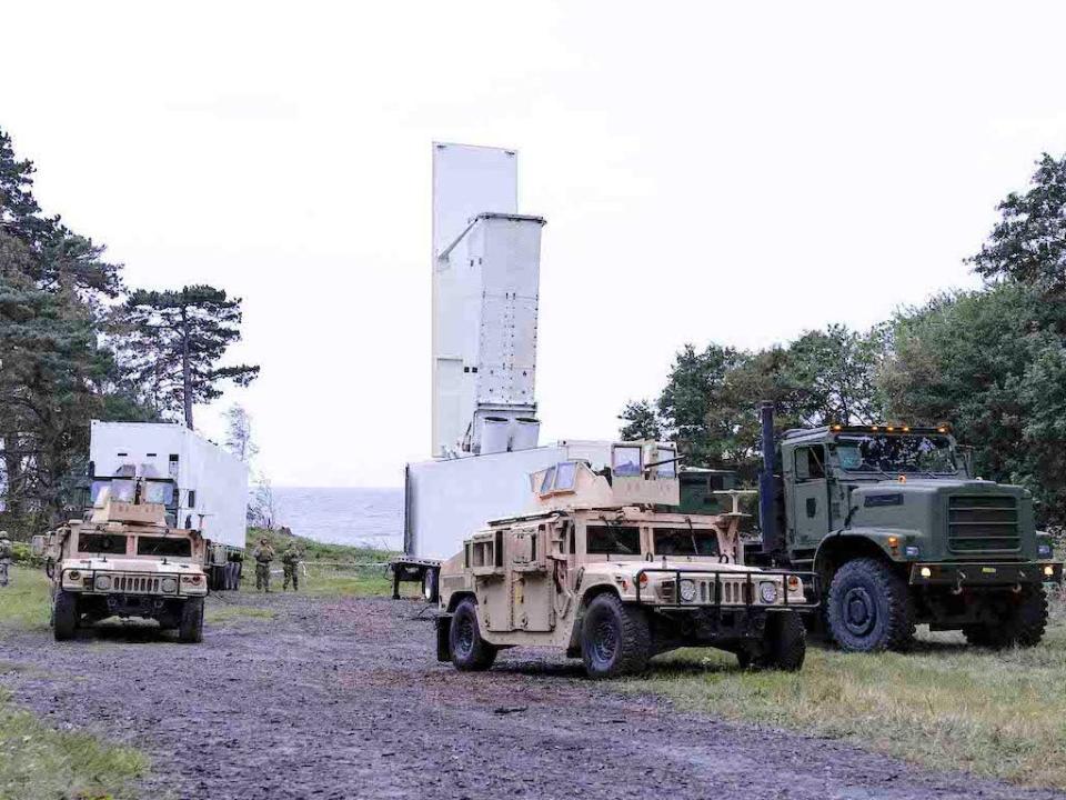 Navy containerized SM-6 missile launchers