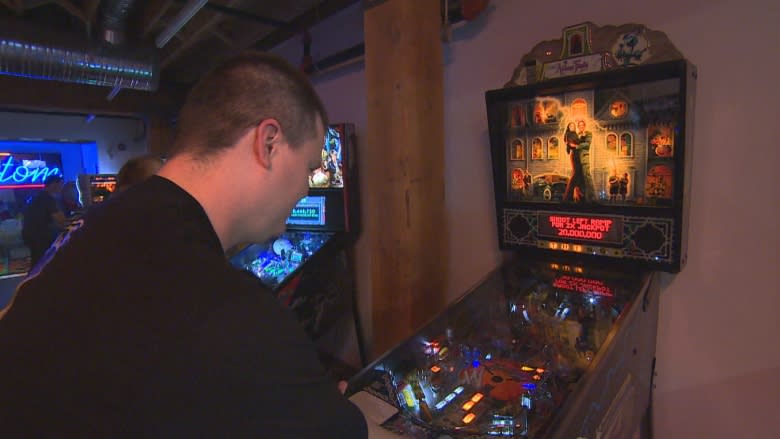 'One with the machine': Pop-up pinball expo brings excitement of arcades back to Winnipeg