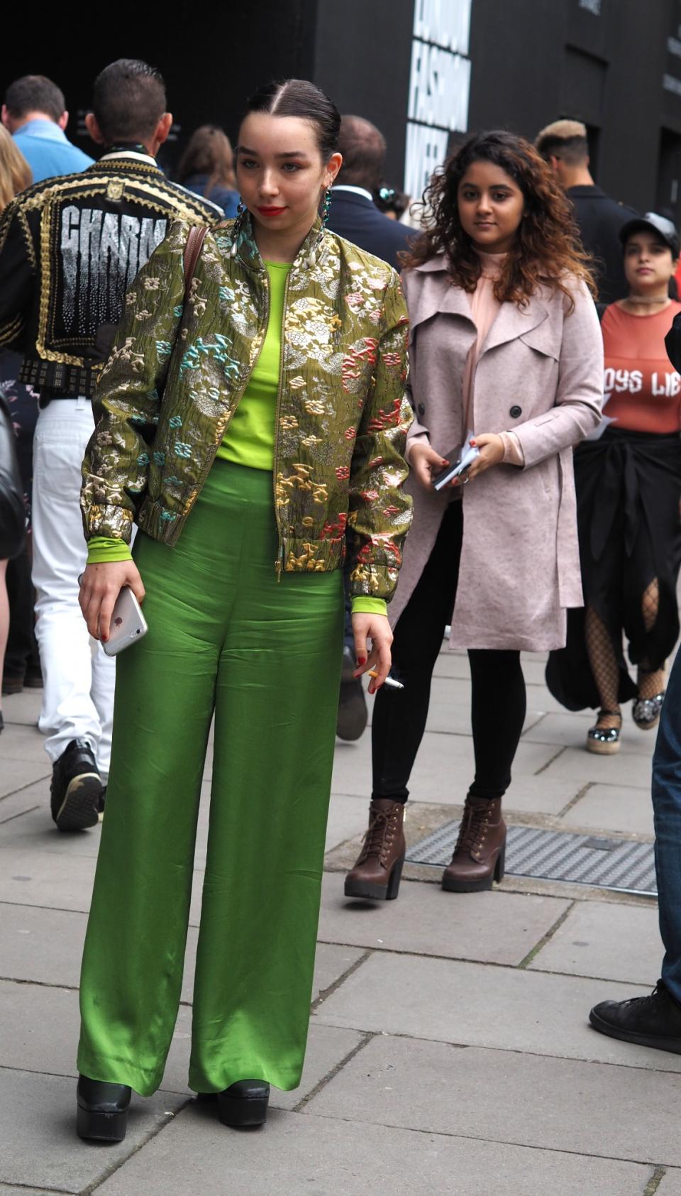 <p>Green is supposed to be the most stylish colour to wear in 2017, this fashionista most definitely got the memo. [Photo: Yahoo Style UK/Sabrina Carder] </p>