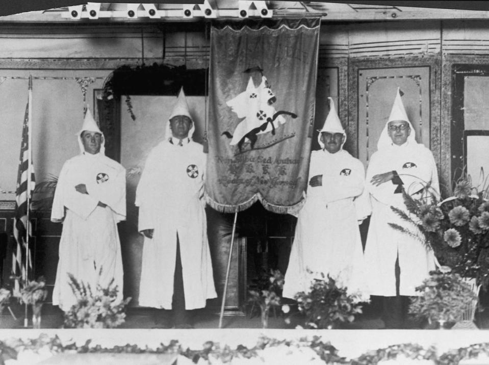 <p>Unit of the Ku Klux Klan, as they appeard on the auditorium stage of the Bargaintown, N.J. in 1929, Klavern to welcome 6,000 (Photo: AP) </p>