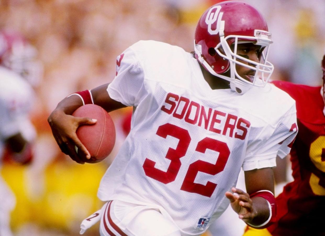 Mike Gaddis, who rivaled Barry Sanders in one of the great games of the "Bedlam" series, is dead at 50. (Getty)