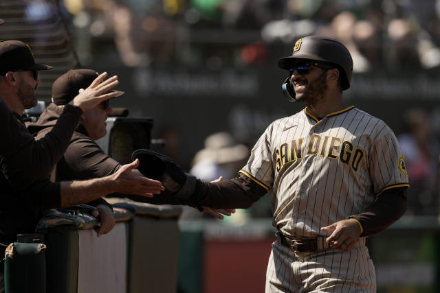 Ha-Seong Kim and Ji Man Choi discuss what it means to be teammates together  on the San Diego Padres 