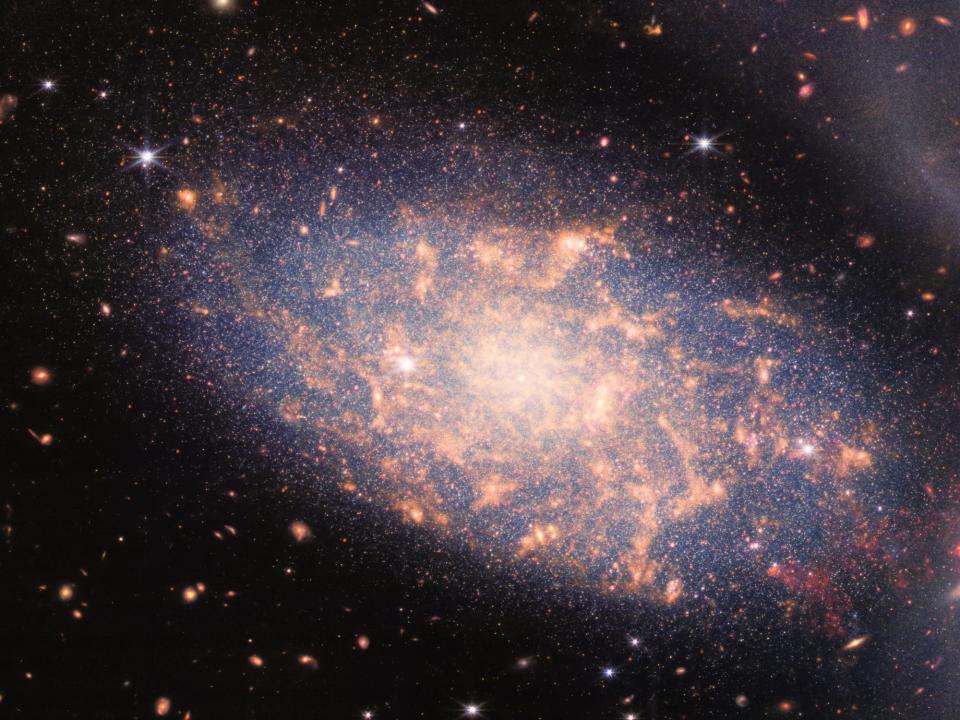 A picture of one of the galaxies taken by the James Webb telescope shows the Stephan's Quarter.