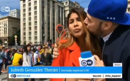 The moment Columbian reporter Julieth Gonzalez Theran was harassed by the fan - Credit: Twitter/DW Sports