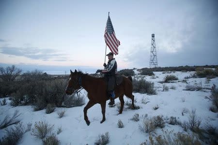 Occupier Duane Ehmer rides his horse Hellboy at Malheur National Wildlife Refuge near Burns, Oregon, January 7, 2016. REUTERS/Jim Urquhart