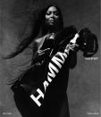 <p><strong>Model:</strong> Naomi Campbell</p><p><strong>Photographer:</strong> Luis Alberto Rodriguez</p>