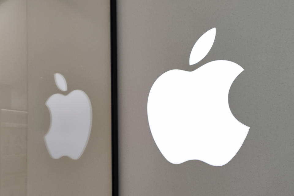 SHANGHAI, CHINA - JUNE 23, 2022 - An Apple store in Shanghai, China, June 23, 2022. (Photo credit should read CFOTO/Future Publishing via Getty Images)