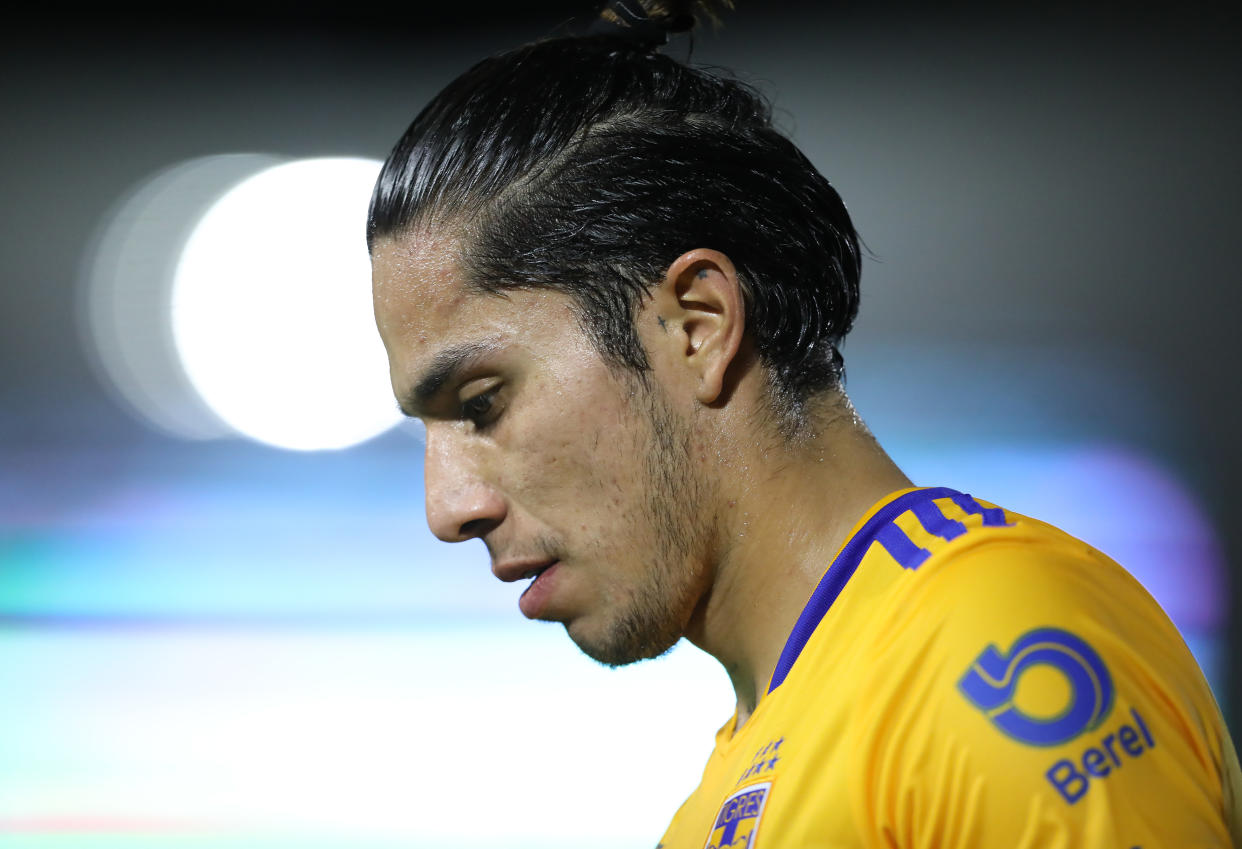 MAZATLAN, MEXICO - AUGUST 20: Carlos Salcedo of Tigres looks on during the 6th round match between Mazatlan FC and Tigres UANL as part of the Torneo Grita Mexico A21 Liga MX at Kraken Stadium on August 20, 2021 in Mazatlan, Mexico. (Photo by Sergio Mejia/Getty Images)