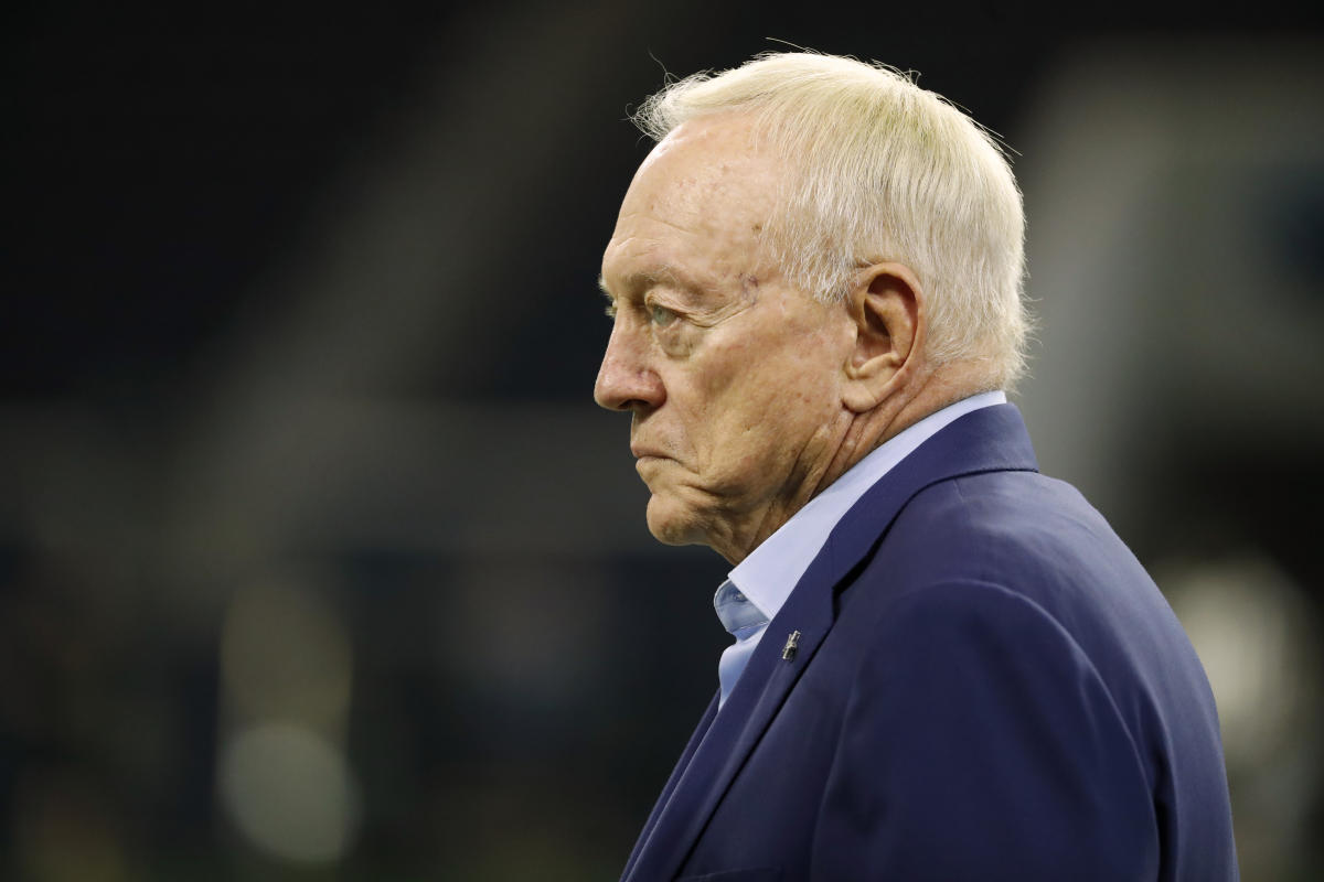 Jerry Jones asked about replacing kicker vs. Niners after debacle in  wild-card game – KNBR