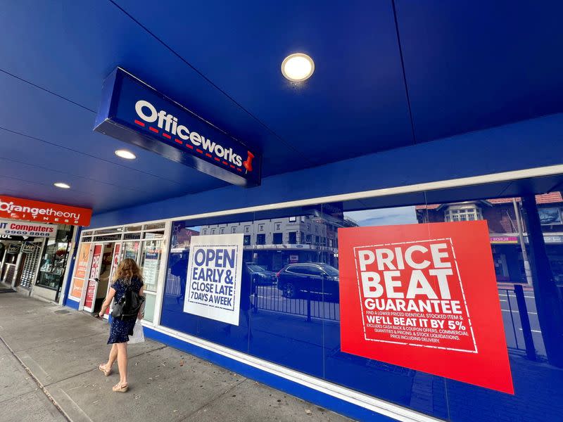 FILE PHOTO: Australian shoppers tighten belts despite special offers