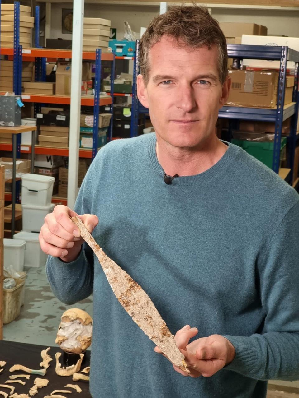 Historian Dan Snow with spearhead discovered in SH2 excavations at Wendover (HS2 Ltd)