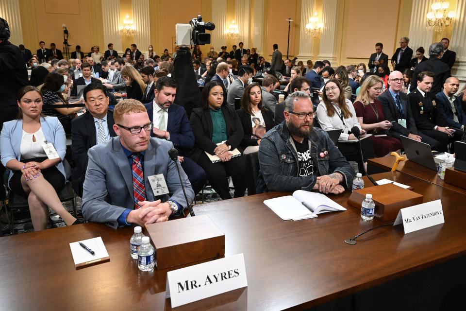 Stephen Ayres (left), who entered the U.S. Capitol illegally on January 6, 2021, and Jason Van Tatenhove (right), who served as national spokesman for the Oath Keepers testify on July 12, 2022. (Photo by SAUL LOEB / POOL / AFP)