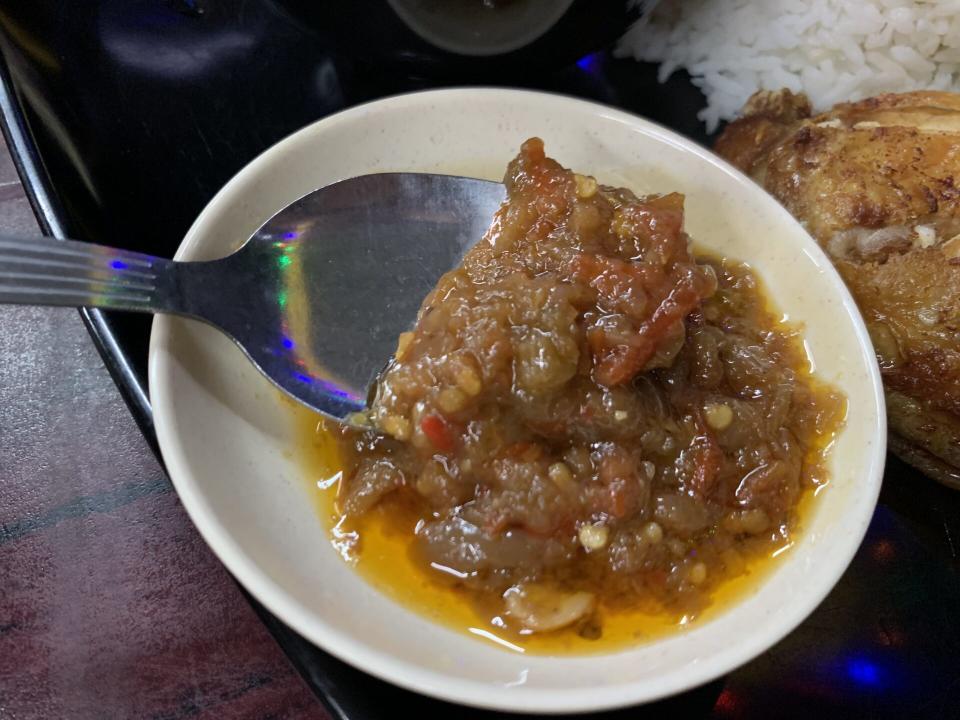 Ayam Bakar Solo - Sambal penyet