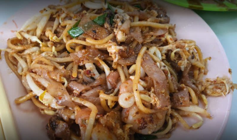 OS Restaurant - char kway teow 