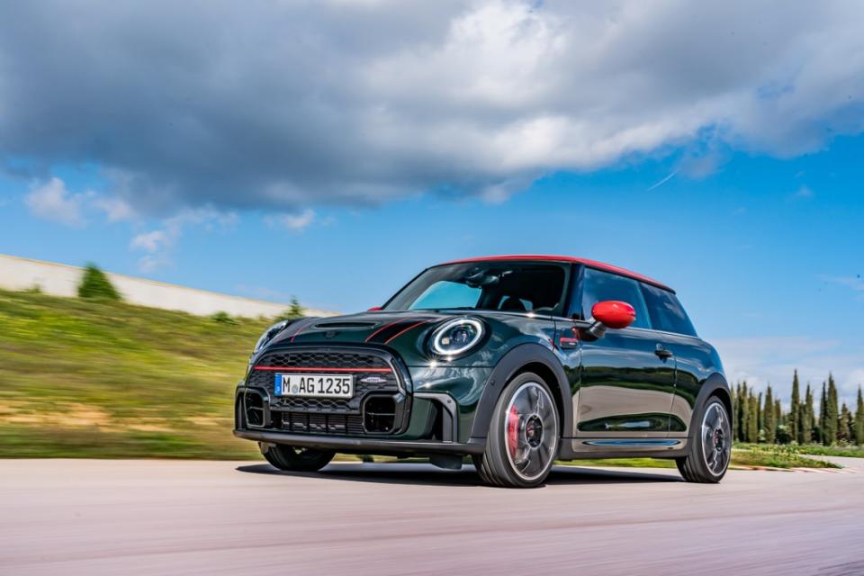 mini-john-cooper-works