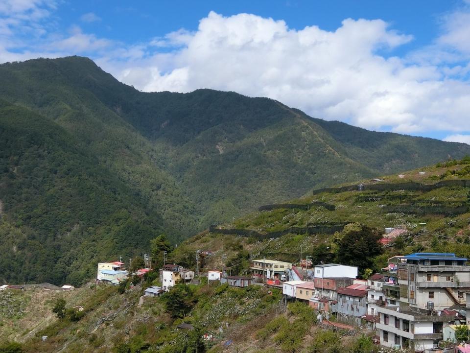 ▲雪霸處與「綠生活旅行社」合作，推出數梯次的部落小旅行，提供民眾出遊兼避暑的好選擇。(圖／雪霸國家公園管理處提供2018.6.2)