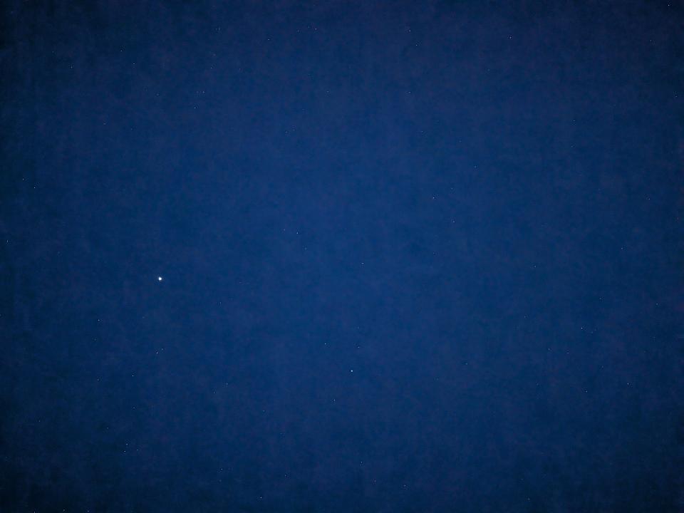 Google Pixel Fold (2023) night sky photo