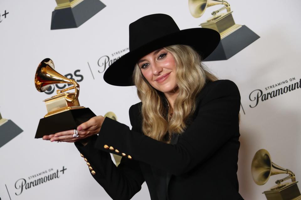 Lainey Wilson, winner of Best Country Album for ‘Bell Bottom Country’ at the 66th Annual Grammy Awards at Crypto.com Arena in Los Angeles on Sunday, Feb. 4, 2024.. Mandatory Credit: Dan MacMedan-USA TODAY