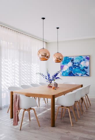 <p>Design by <a href="https://www.instagram.com/liberty.interiors/" data-component="link" data-source="inlineLink" data-type="externalLink" data-ordinal="1">Liberty Interiors</a> / Photo by Hannah Blackmore </p>