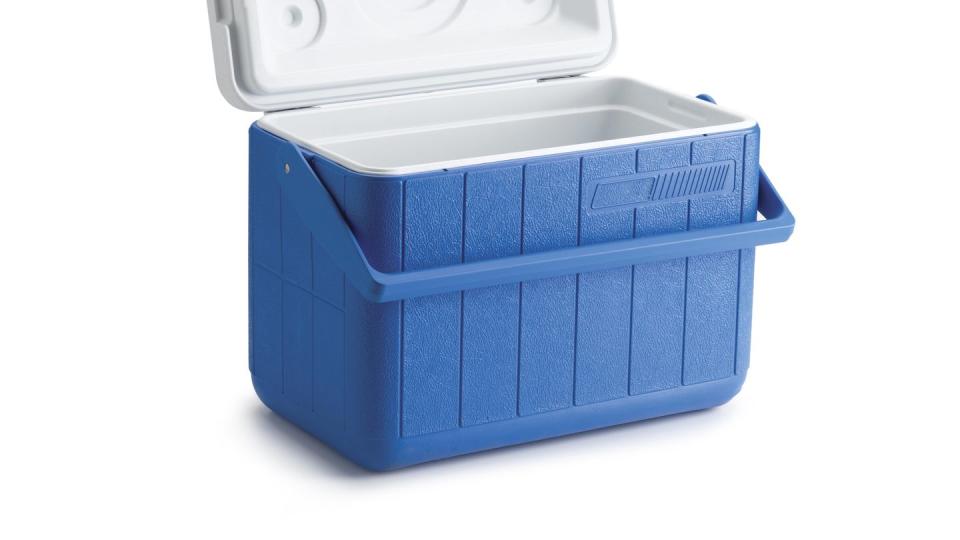 plastic, rectangle, electric blue, metal, soap dish, food storage containers, silver, aluminium, baggage,