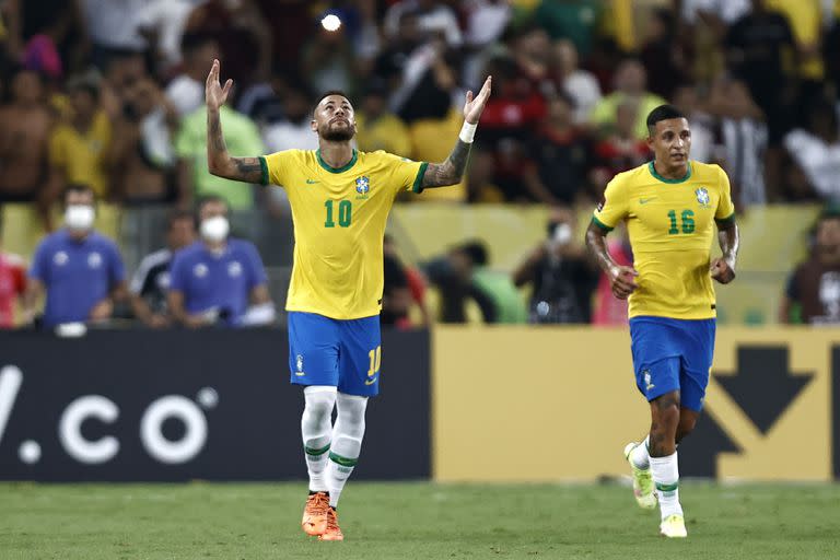 Neymar, figura de Brasil y compañero de Messi en el PSG. 