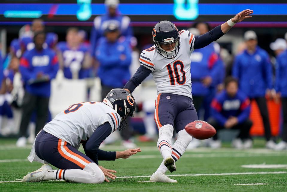 Chicago Bears place kicker Michael Badgley (10) kicks a field goal against the New York Giants during the first quarter of an NFL football game, Sunday, Oct. 2, 2022, in East Rutherford, N.J. (AP Photo/John Minchillo)