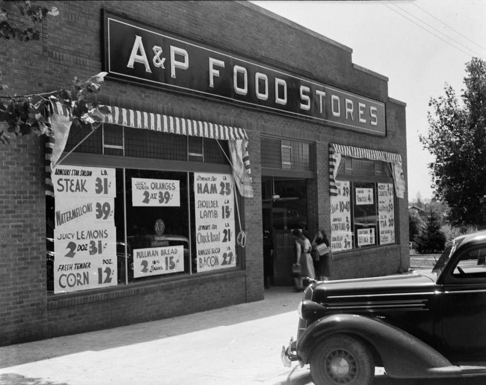 The A&P grocery store located at 1620 Glenwood Avenue just after its grand opening, June 26, 1938. The location later became the Colony Theater, and then the Rialto Theater.