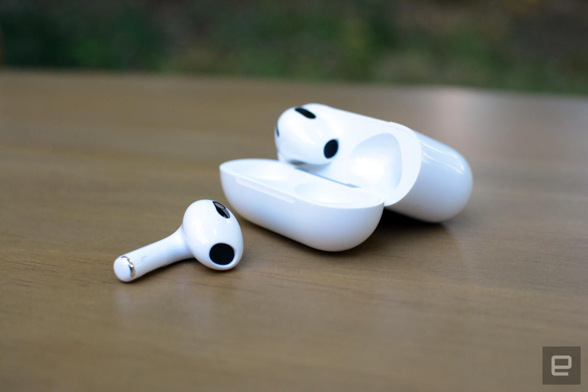 Apple's third-generation AirPods fall to a new low of $140 ahead of Black Friday - engadget.com
