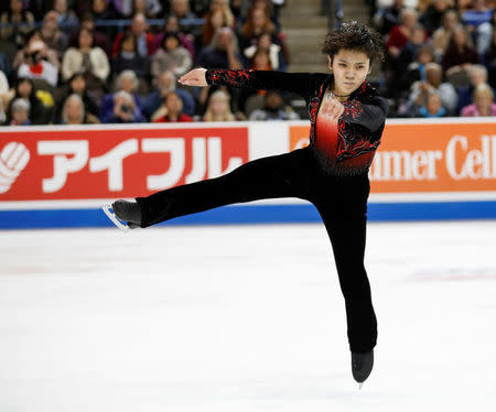 Figure Skating - Skate America, Men's Free Skate, Hoffman Estates, Illinois, U.S., 23/10/16. Shoma Uno of Japan skates during his free skate program. REUTERS/Kamil Krzaczynski