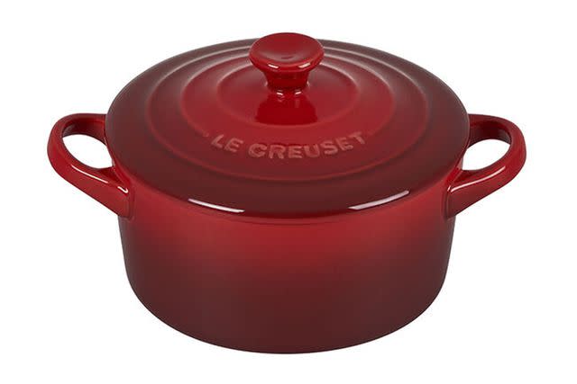 <p>Le Creuset</p>