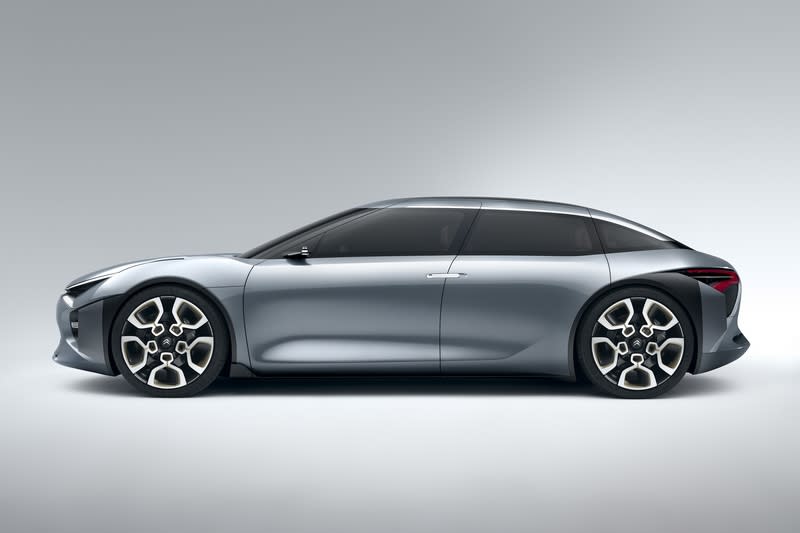 Citroen計劃2020與2021年推出三款車型，其中於2020年巴黎車展可能會帶來全新C6。