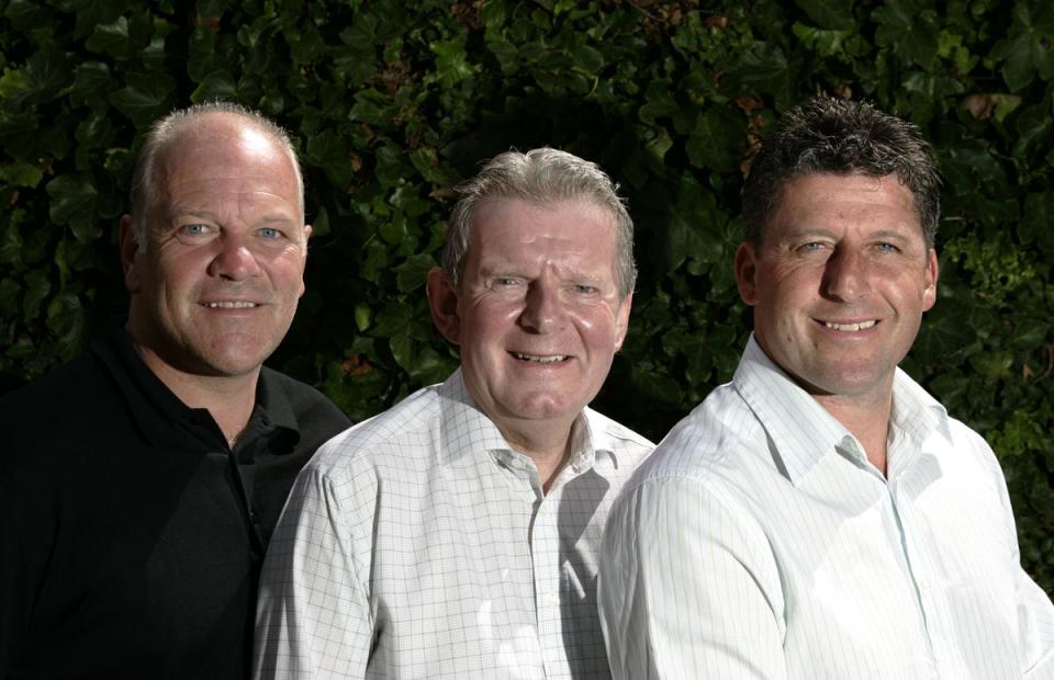 Andy Gray , John Motson and Andy Townsend  circa 2005/2006 (.)