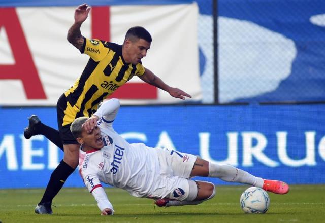 El fútbol uruguayo de luto, un entrenador se quitó la vida