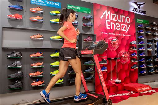 史上最強高回彈中底素材「MIZUNO ENERZY」16日舉行新品發表會。（圖／台灣美津濃提供）