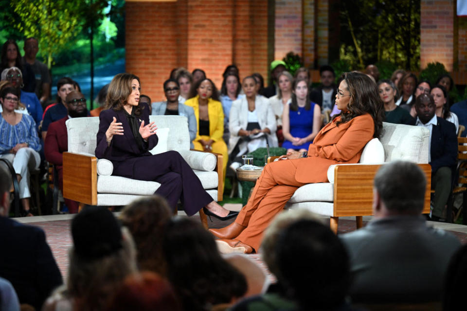 Kamala Harris and Oprah Winfrey Sit Down at ‘Unite for America’ Event