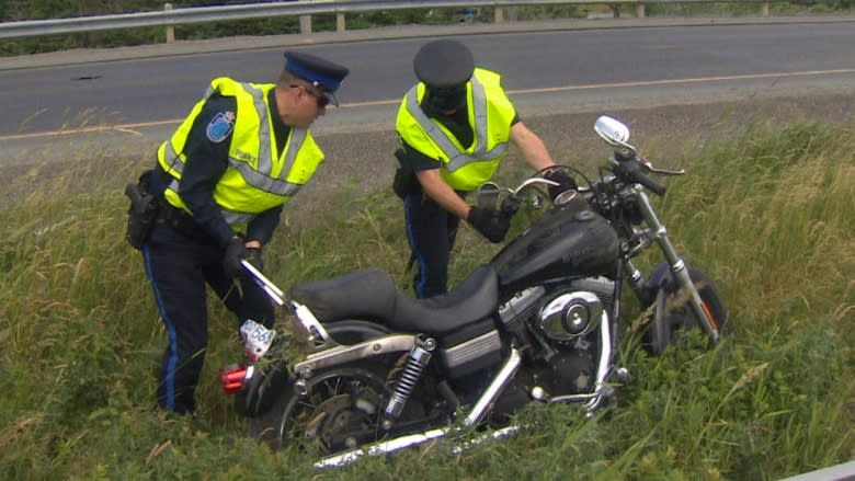 Motorcycle nicked after Outer Ring Road crash