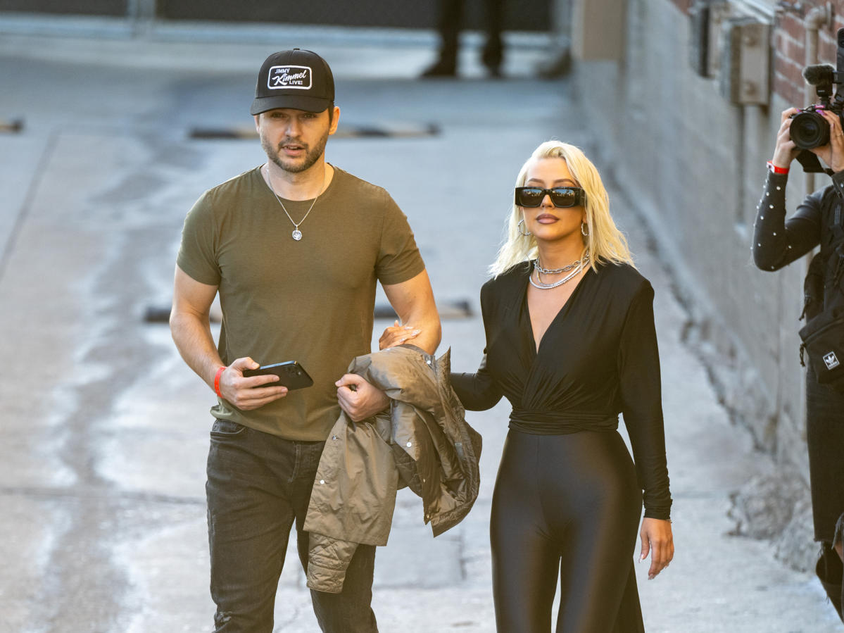 Christina Aguileras Fiance Matthew Rutler Makes Rare Appearance To Support Her At ‘jimmy Kimmel 3666