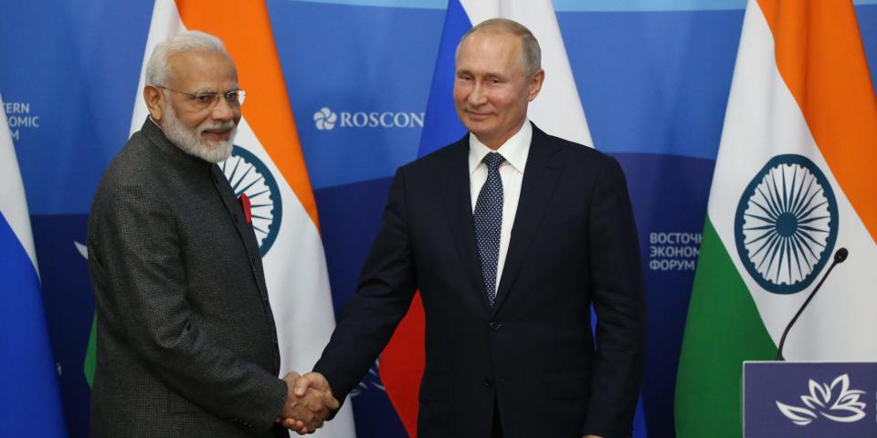 Indian Prime Minister Narendra Modi und der russische Präsident Wladimir Putin. - Copyright: Mikhail Svetlov/Getty Images