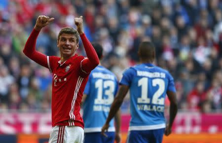 Football Soccer - Bayern Munich v Hamburg SV - German Bundesliga - Allianz Arena, Munich, Germany - 25/02/17 - Bayern Munich's Thomas Mueller reacts v Hamburg SV. REUTERS/Michaela Rehle