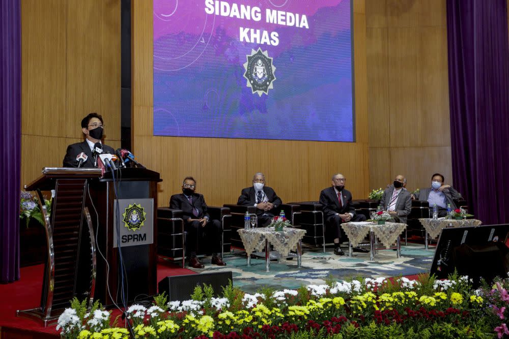 Malaysian Anti-Corruption Commission chief commissioner Tan Sri Azam Baki speaks to the media during a special press conference in Putrajaya January 11, 2022. — Bernama pic