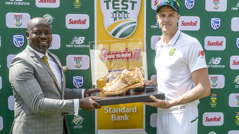 Thabang Moroe and Morne Morkel, pictured here after a Test match between South Africa and Australia in 2018.