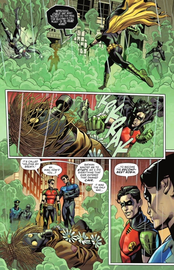 Tim Drake Robin Takes Down Scarecrow in Gotham War