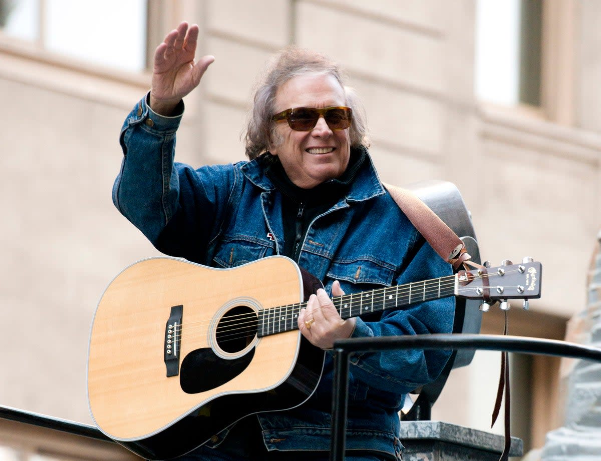 DON MCLEAN (AP)