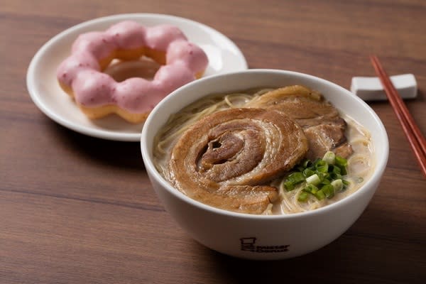 經典叉燒麵，售價125元（圖／Mister Donut）