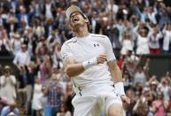 Britain Tennis - Wimbledon - All England Lawn Tennis & Croquet Club, Wimbledon, England - 10/7/16 Great Britain's Andy Murray celebrates winning the mens singles final against Canada's Milos Raonic REUTERS/Stefan Wermuth