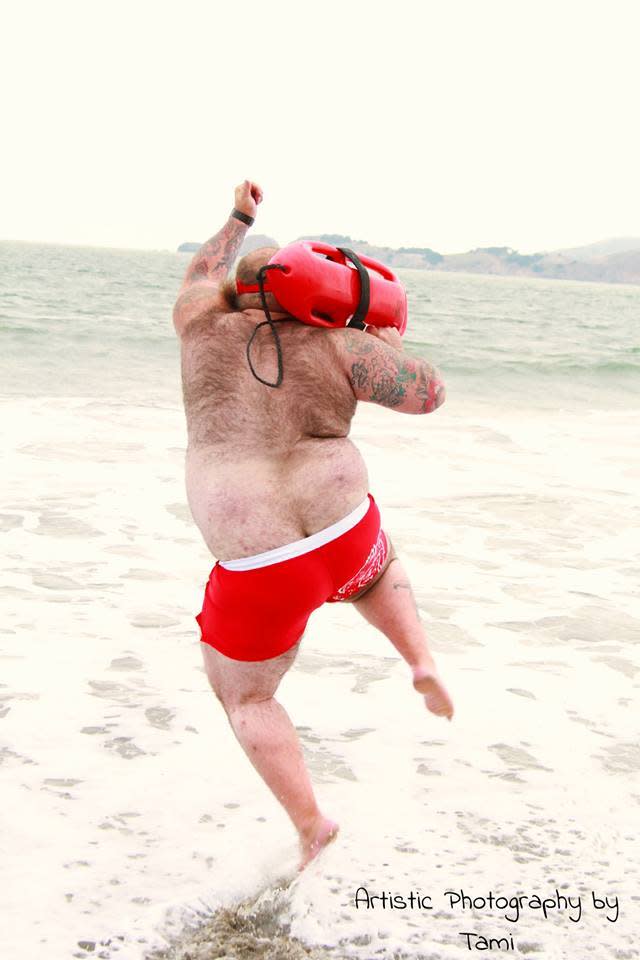 Varozza gets cheeky in a Baywatch-style photo.