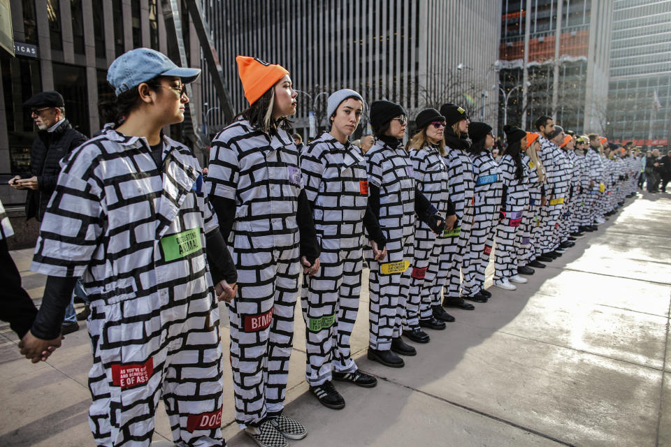 <p>Member of the BRICK x BRICK art installation take part in the Womens March on New York City on Jan. 20, 2018 in New York City. (Photo: Kena Betancur/AFP/Getty Images) </p>